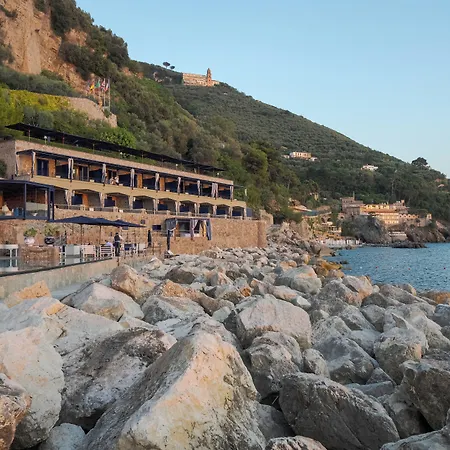 Hotel Capo La Gala & Wellness 5*
